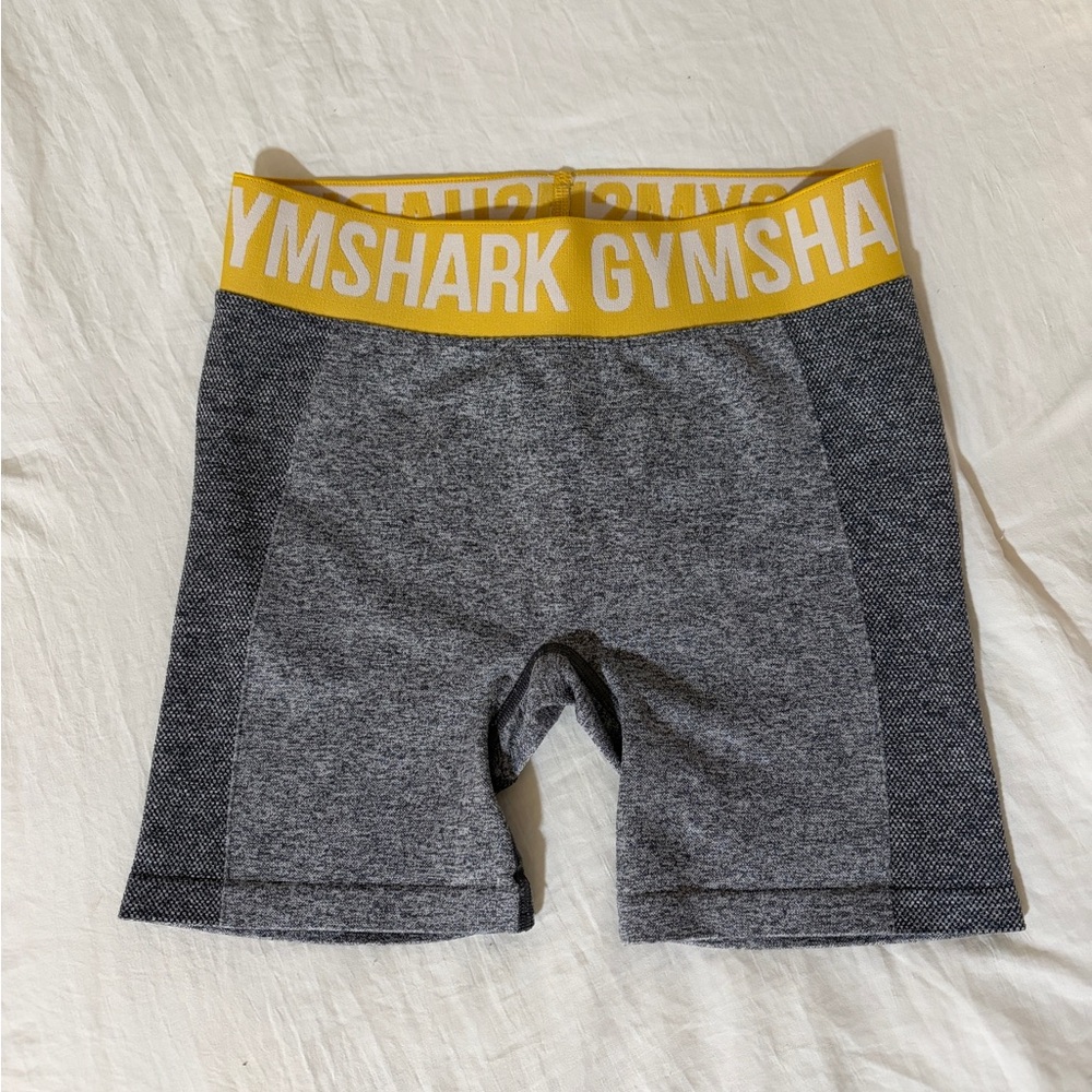 Gymshark Woman’s Athletic Shorts in Gray and Yellow